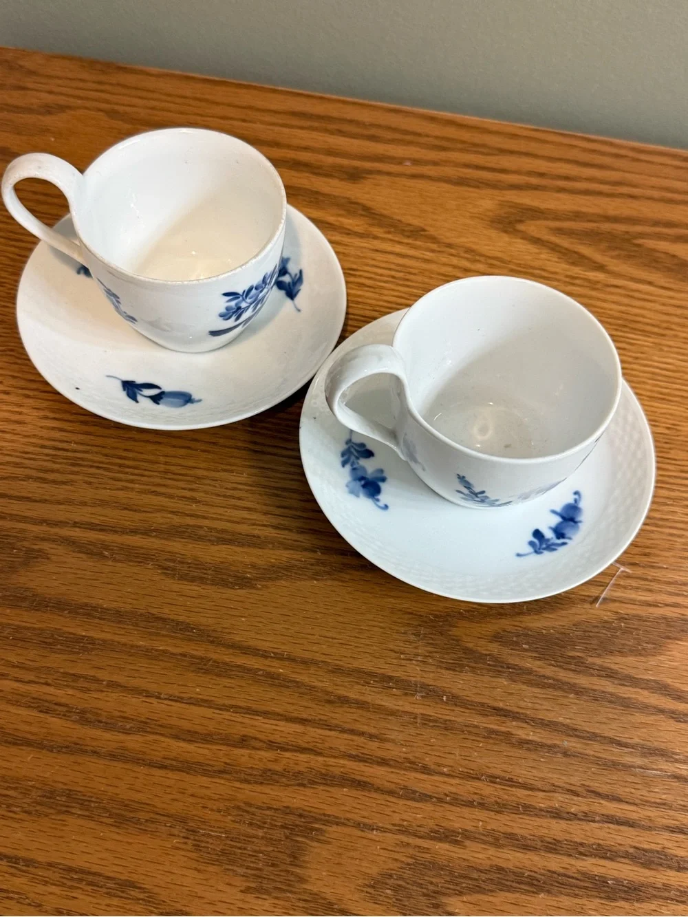 Vintage Pair 2 Sets Royal Copenhagen Blue Flowers Angular Cup Saucer Design 8193